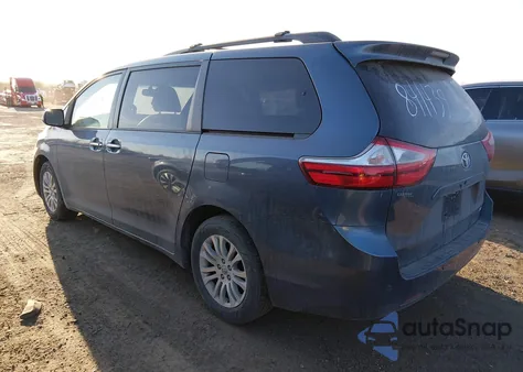 2017 Toyota Sienna Xle 8 Passenger z USA, uszkodzony, nr VIN 5TDYZ3DC6HS841439